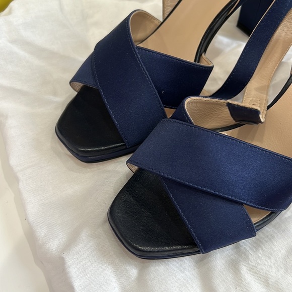 NEW Navy Tina Marie Block Heel Sandals - Picture 8 of 15
